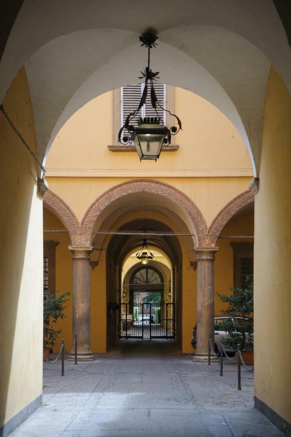 Andrea Luxury Apartments Strada Maggiore Studio 1 Bolonya Dış mekan fotoğraf